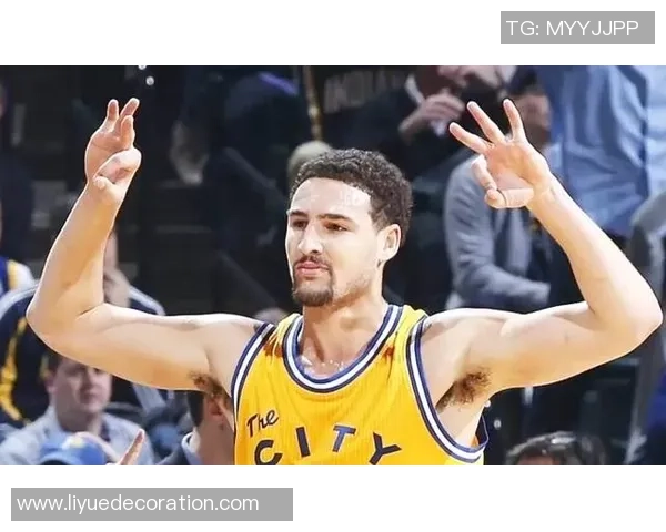 伦纳德状态低迷上半场表现不佳仅得8分三分球全失手 伦纳德状态低迷上半场表现不佳仅得8分三分球全失手